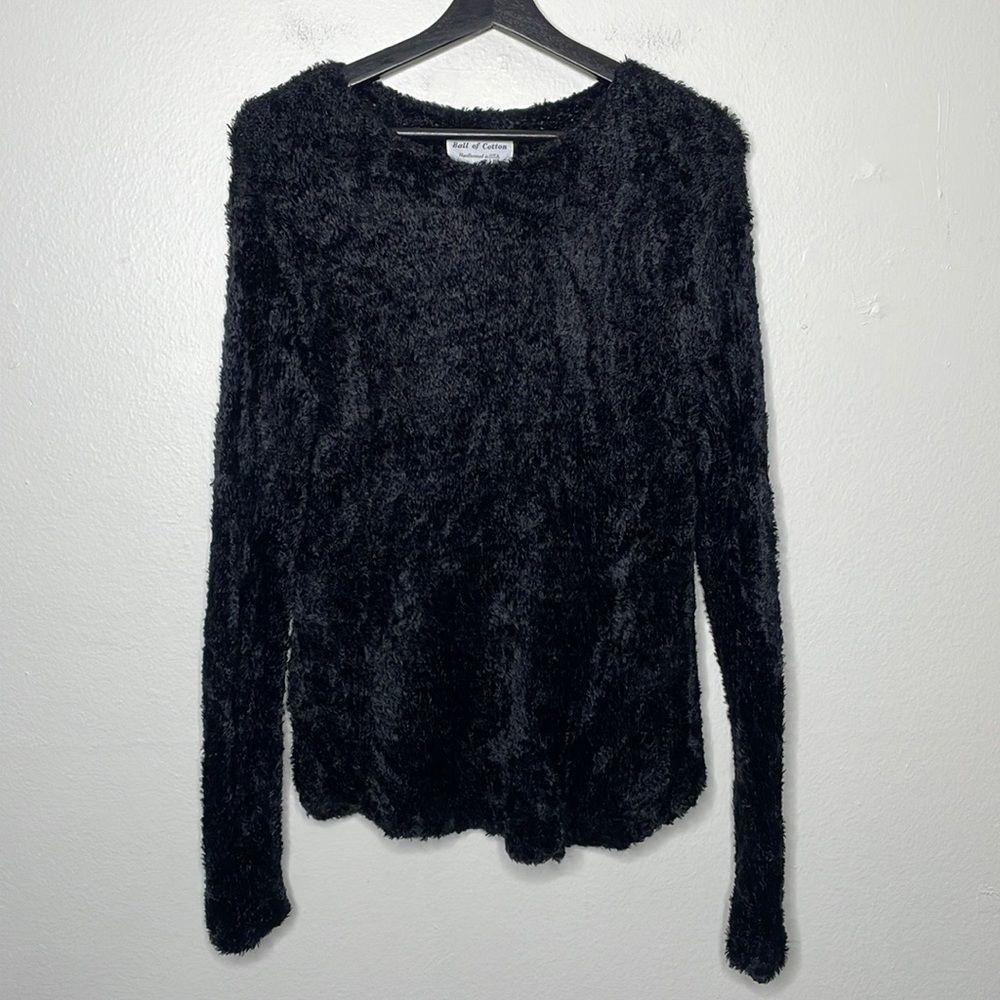 Ball Of Cotton Handloomed Black Sweater One Size